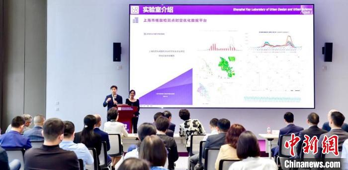 高校、政府與醫(yī)院攜手培養(yǎng)城市科學(xué)、數(shù)字化領(lǐng)域復(fù)合型人才
