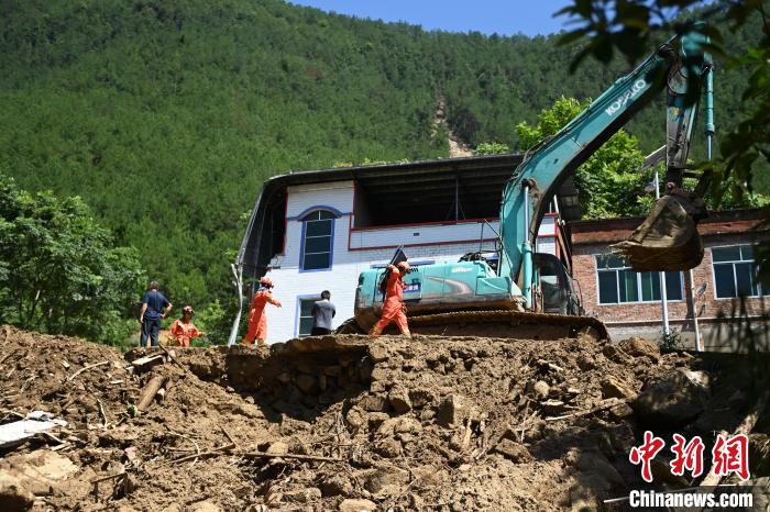 重慶19個區(qū)縣310個鄉(xiāng)鎮(zhèn)（街道）遭受洪澇、地質(zhì)災(zāi)害