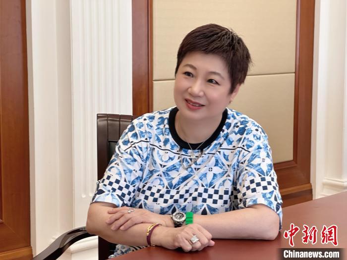 專訪榮毅仁侄女榮智豐：不想為“榮”字丟臉，要做最好