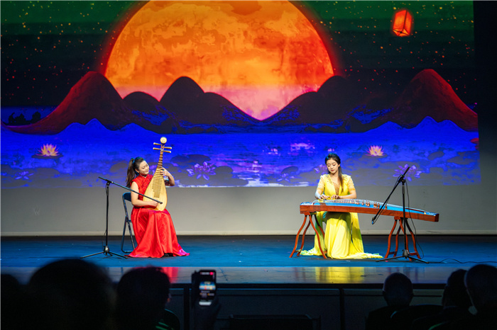  現(xiàn)場(chǎng)表演。中國(guó)駐希臘大使館供圖
