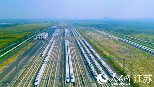 南京動(dòng)車段南通動(dòng)車所。人民網(wǎng)記者 王繼亮攝