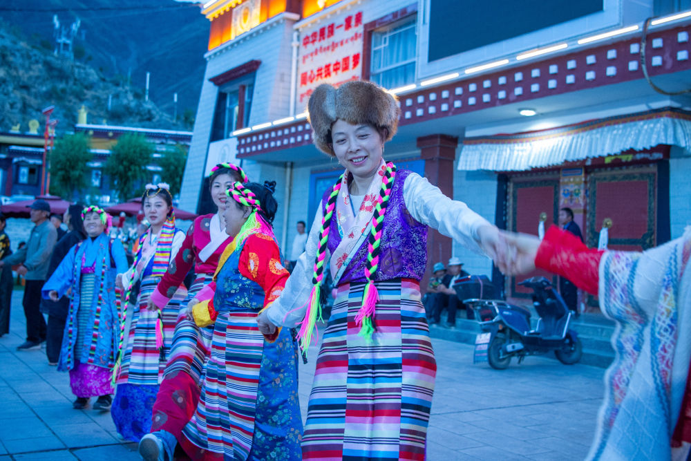 西藏乃東:藏戲“活”起來 鄉(xiāng)村富起來