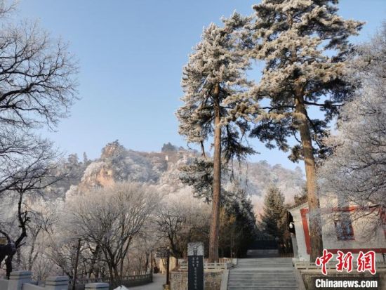 圖為崆峒山冬日美景。(資料圖) 徐振華 攝