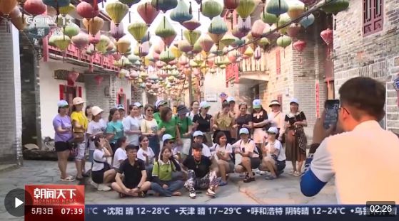 從特色小城到世界級商圈 這個“五一”很有“國際范”！