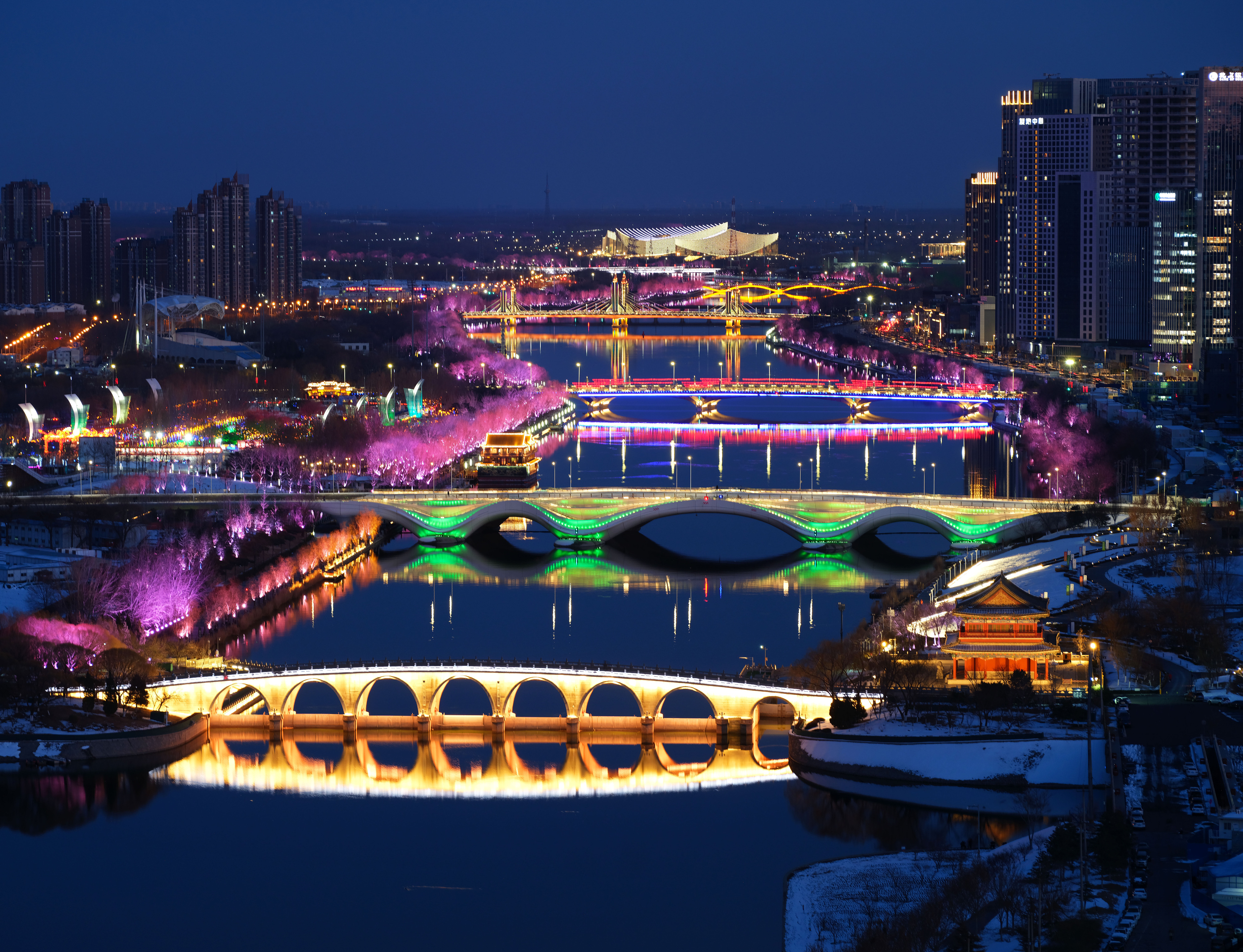 2024年2月22日，京杭大運(yùn)河北京通州段夜景。