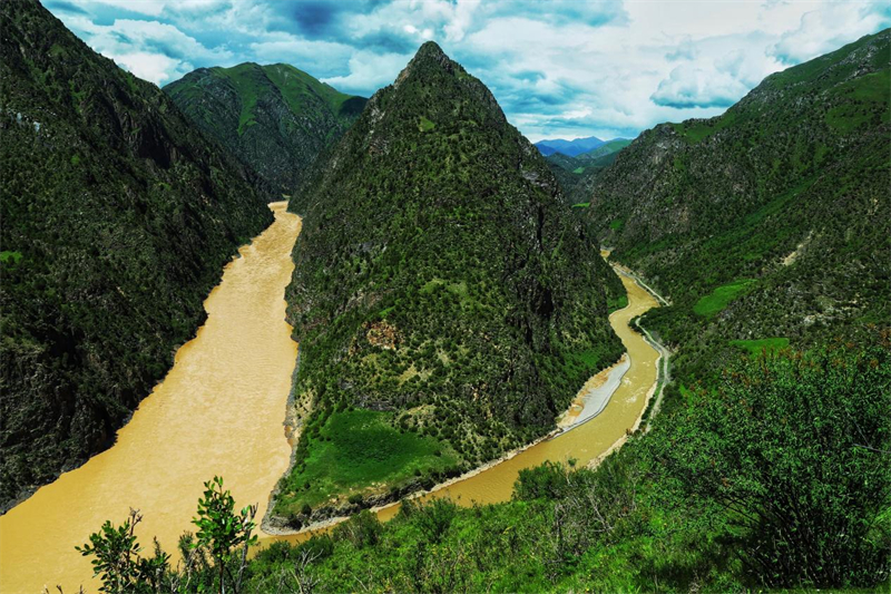 三江源美景。圖片來源：農(nóng)牧民大自然攝影隊
