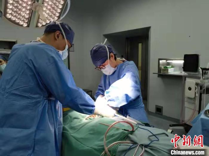 “格?；ㄖ異邸睘?61人次西藏患兒開展髖關(guān)節(jié)愛心手術(shù)